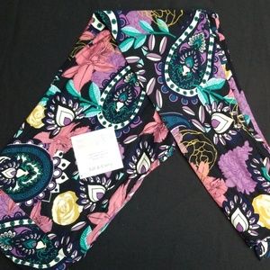 Floral Paisley Lularoe TC leggings NWT